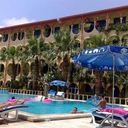 Hotel Palmiye 2*
